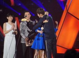 最新娱乐博主爆料,明星幕后故事大揭秘!